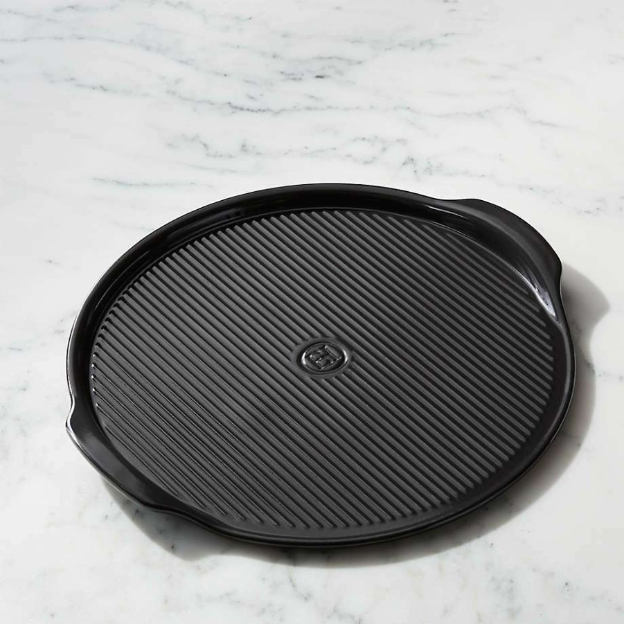 Kitchen * | Discount Emile Henry Black Ribbed Pizza Stone