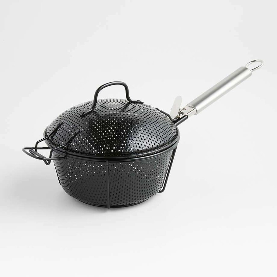 Barbecue & Grilling * | Free Delivery Crate & Barrel Outdoor Round Non-Stick Bbq Grill Basket With Lid